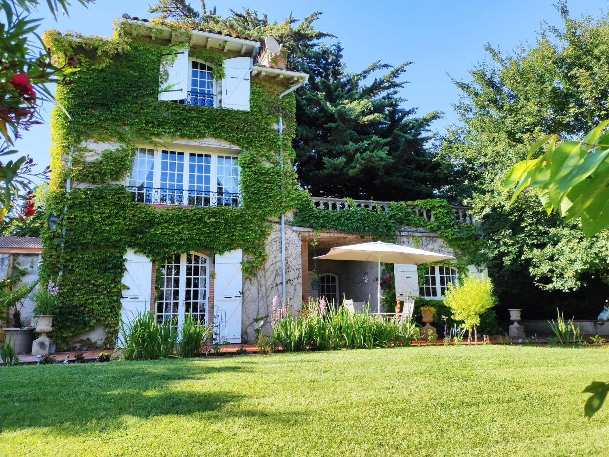 Chateau De Pys Guest House Latrape 외부 사진