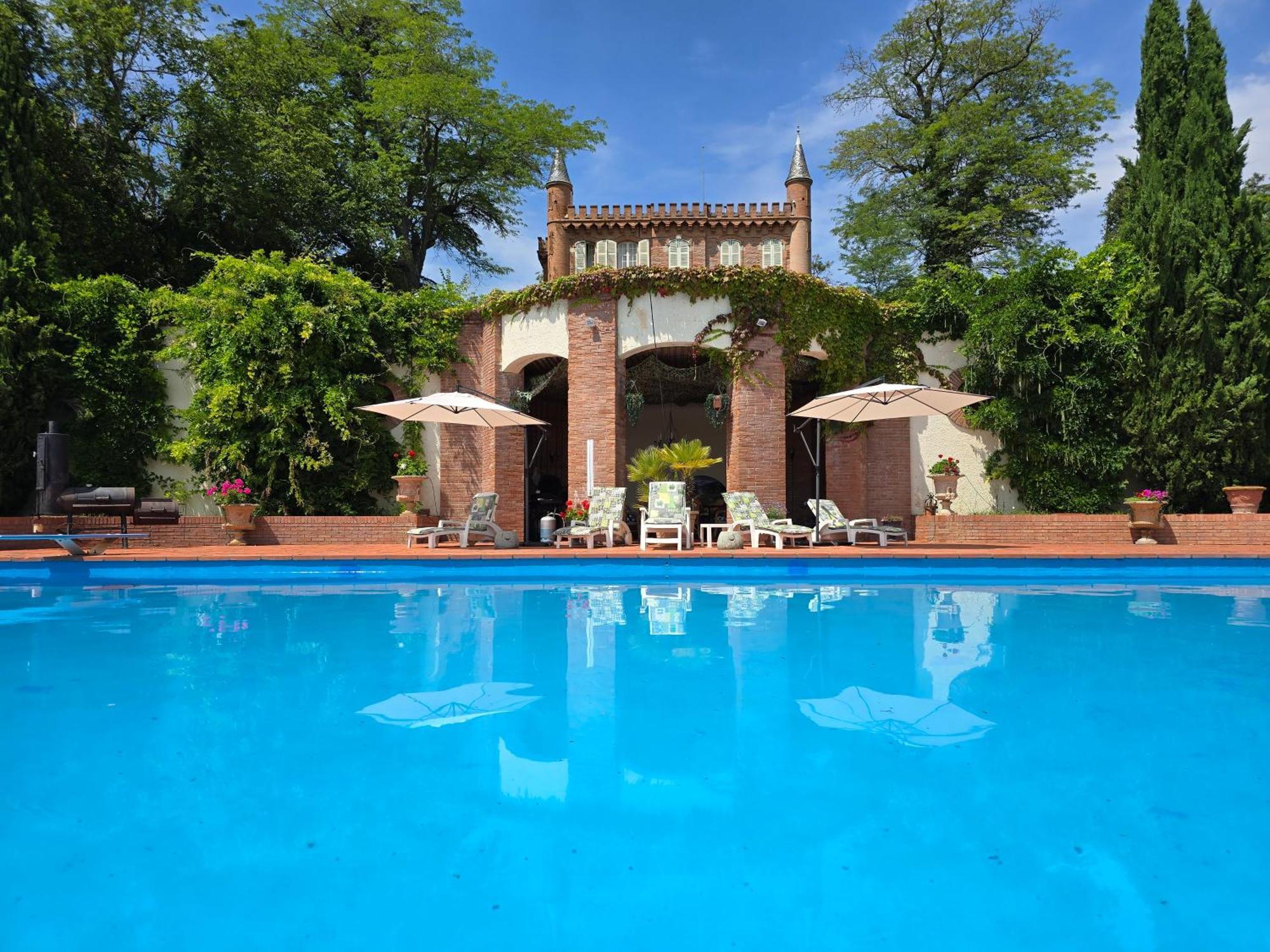 Chateau De Pys Guest House Latrape 외부 사진